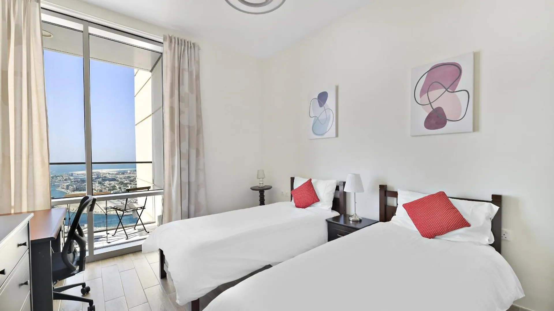 Vayk - Spacious Two-Bedroom Apartment Dubai United Arab Emirates